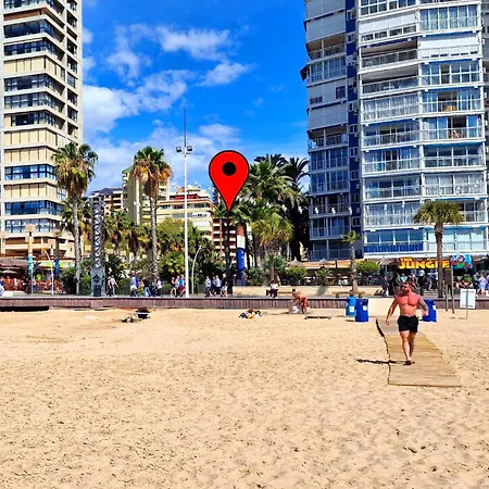 Daire Gerona Square *